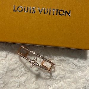 Louis Vuitton star blossom bracelet